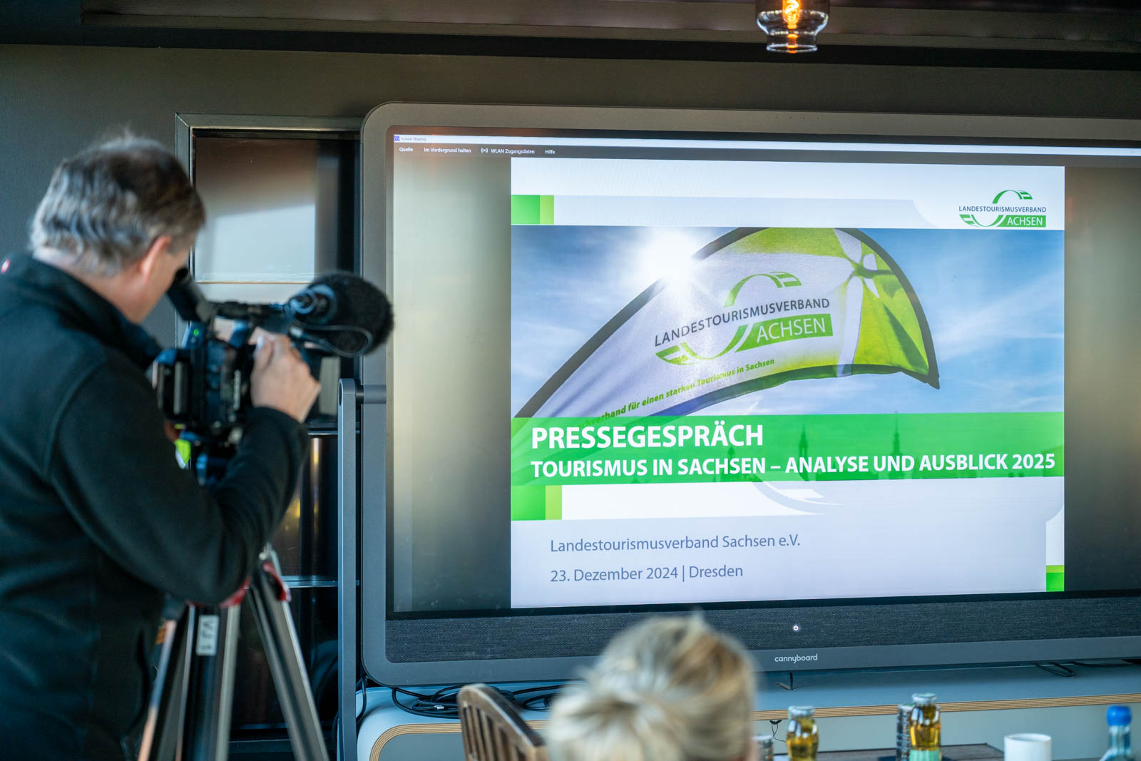 Blick auf die Präsentation zum Jahrespressegespräch