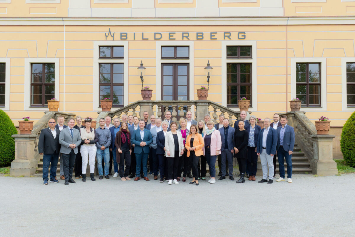 Gruppenbild der Teilnehmer vom Fachausschuss Tourismuspolitik