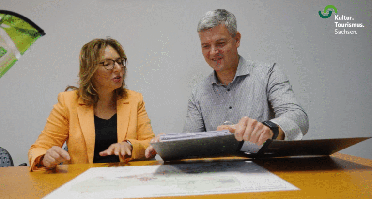 LTV-Direktorin Andrea Kis im Gespräch mit Thaddäus Ziesch, Teamleiter beim LTV SACHSEN